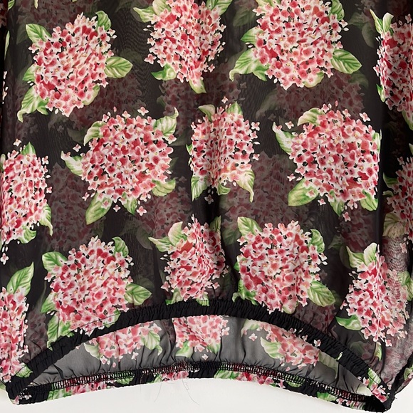 Chiffon Flower Print Crop Top - Picture 7 of 16